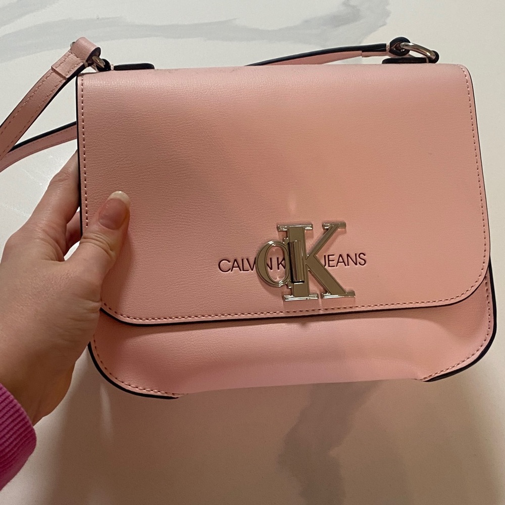 Calvin Klein Blush Pink Leather Crossbody Shoulder Bag